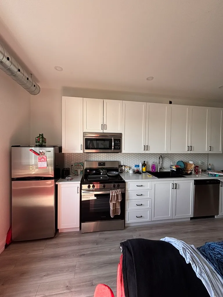 1 bed, 1.0 bath, 700 sqft, $1,860 — Photo 4