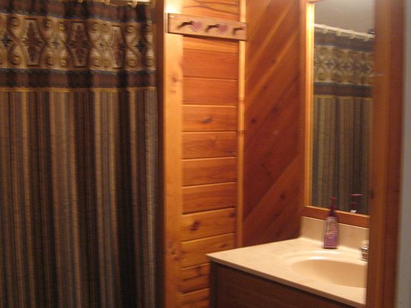 3rd image of 3992 County Road 429