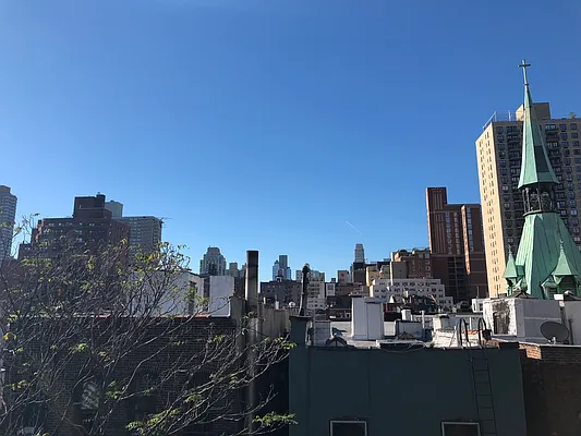 Rented by Sky Management | media 10