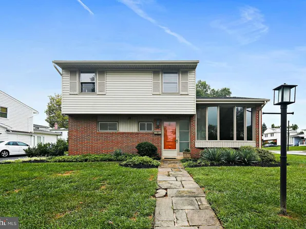 2505 Lightfoot Dr, Baltimore, MD 21209