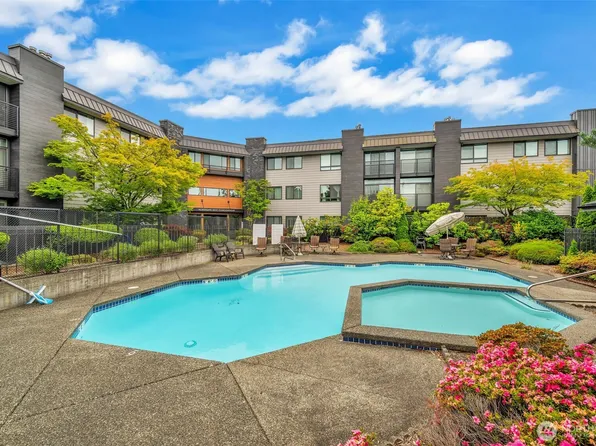 11300 1st Avenue NE #115, Seattle, WA 98125
