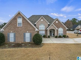6388 Misty Ridge Dr, Birmingham, AL 35235