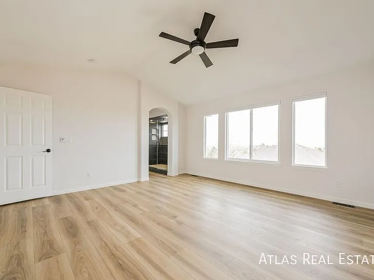 2547 S Fundy Cir — Photo 8