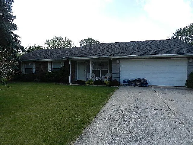 1135 Toulon Ave photo 1