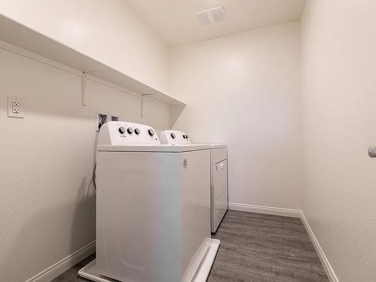 10041 Cobalt Cliffs St — Photo 21