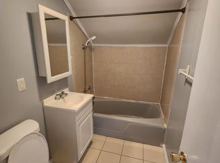 316 Division St APT 3, Fall River, MA 02721