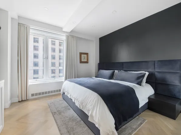 100 Central Park South image 9 of 13