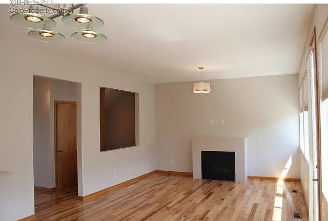 351 Osiander St — Photo 16