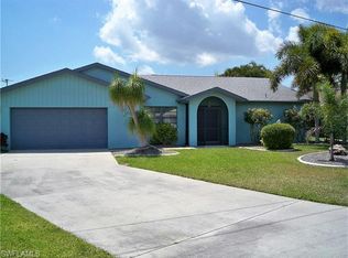 3882 SE 13th Pl, Cape Coral, FL 33904