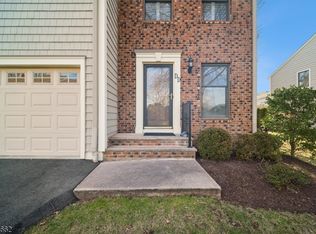 28 Morris Ave #DD, Summit City, NJ 07901