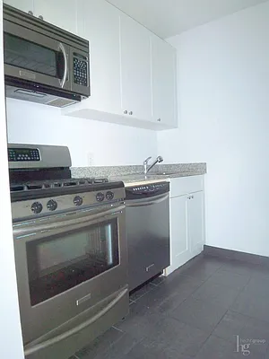 Rented by Hecht Group | media 14