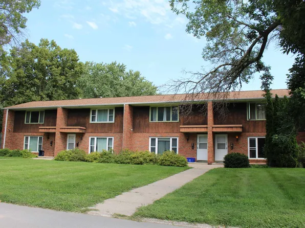 802 Valley View Dr, Ida Grove, IA 51445