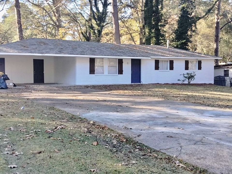 1st image of 3127 Fleetwood Dr