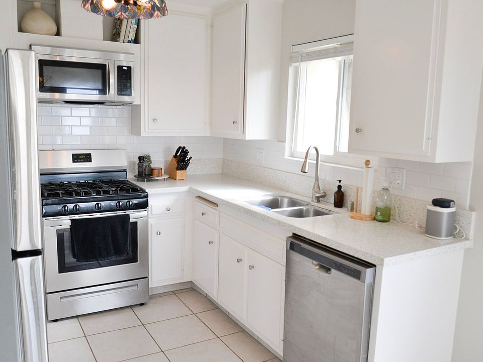 1st image of 223 Avenida Monterey #C