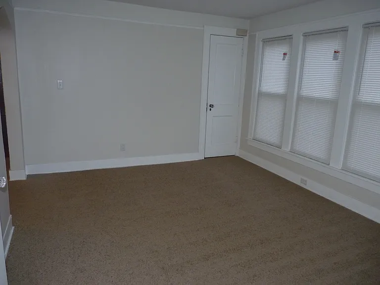 325 N Church St #325 — Photo 9