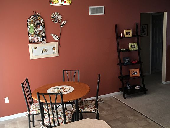 Dining area off kitchen
