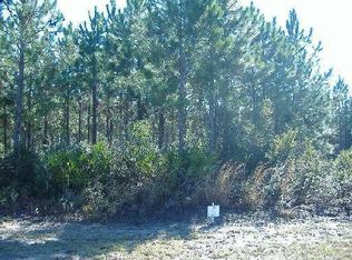 109 Tacatacoru Ct, Saint Marys, GA 31558