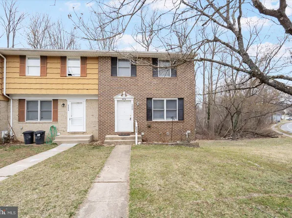 9250 Wood Creek Ct, Parkville, MD 21234