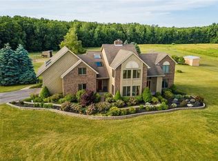 827 Whittier Rd, Spencerport, NY 14559