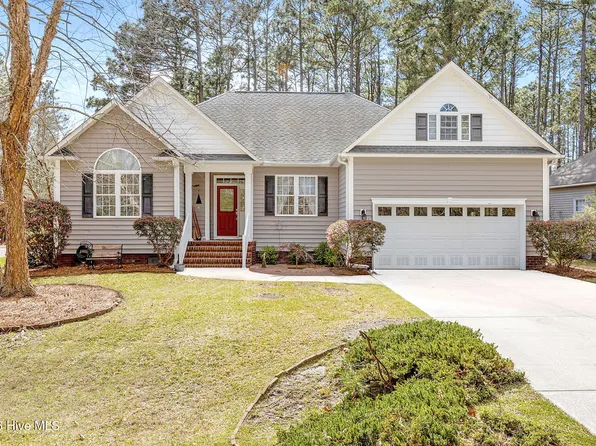 1002 Bracken Fern Drive, New Bern, NC 28560