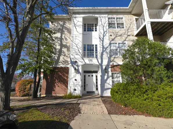 3317 Stratford Ct Unit 3A, Lake Bluff, IL 60044