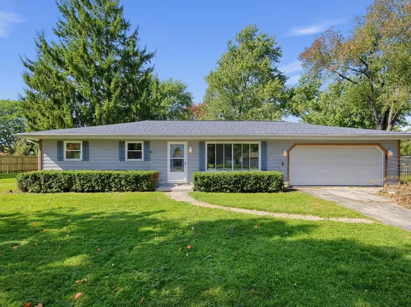 1222 S Meadowlark LANE, Elkhorn, WI 53121