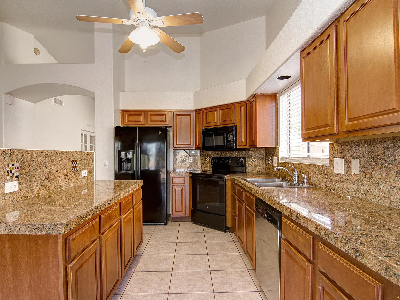Palo Verde Homes - 6607 89th Ave — Photo 3