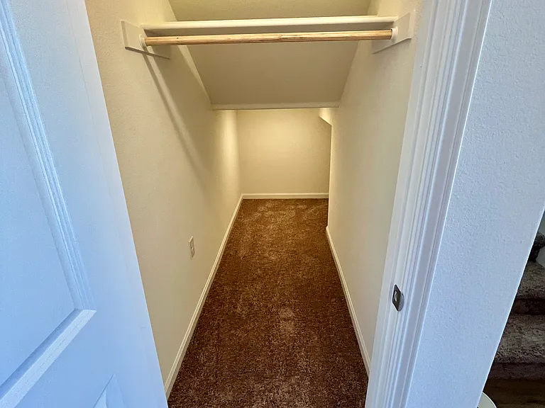 350 Miramar Dr — Photo 11