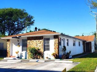 325 SE 2nd St #1, Hallandale, FL 33009