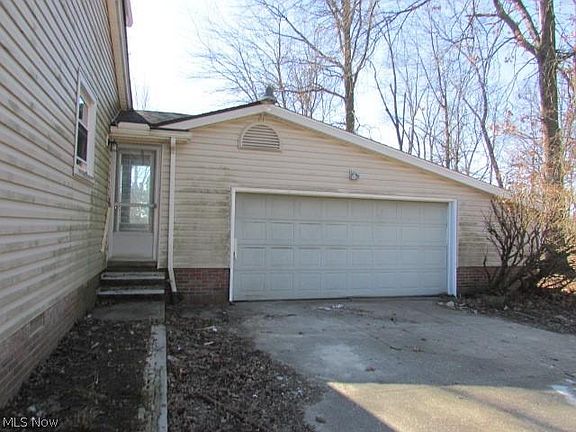4th image of 50 Valencia Dr