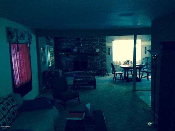 3rd image of 2501 E Beltline Ave NE