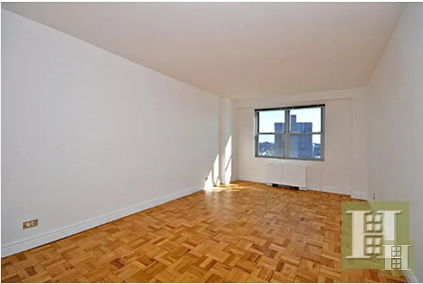 Sold by Halstead Real Estate | media 6