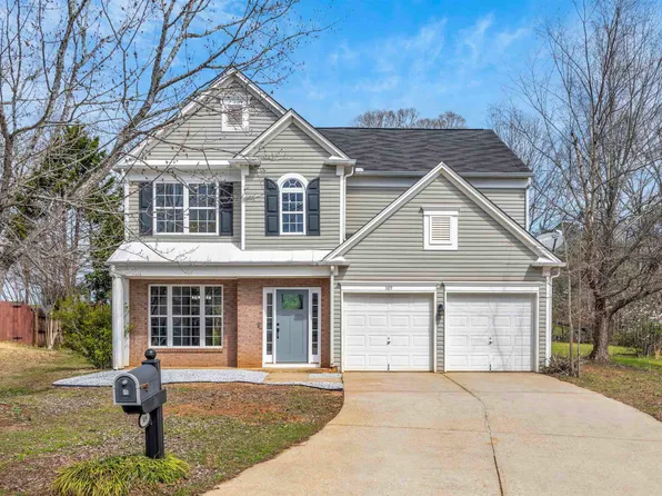 309 Valhalla Ln, Simpsonville, SC 29681