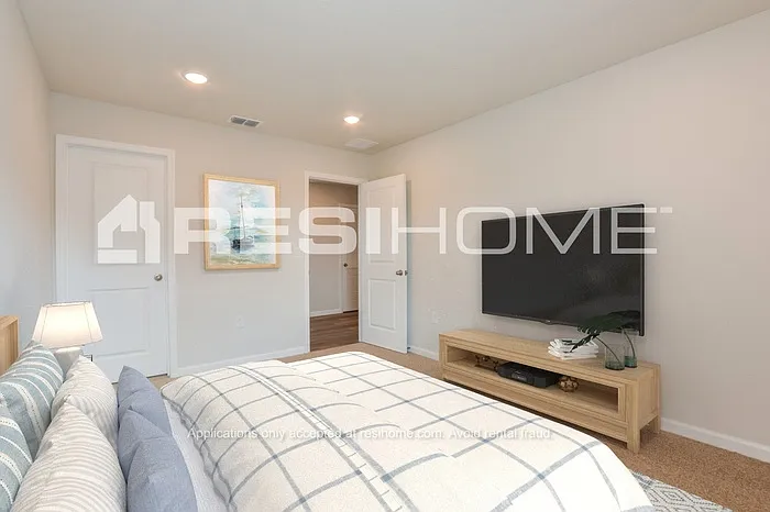 5245 Hartwood Loop — Photo 10