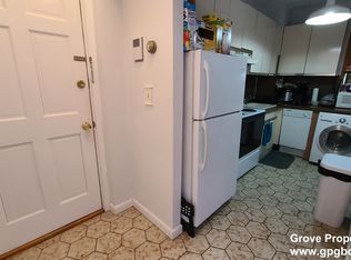 4 Henchman St APT 5, Boston, MA 02113