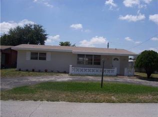 8850 NW 13th St, Pembroke Pines, FL 33024