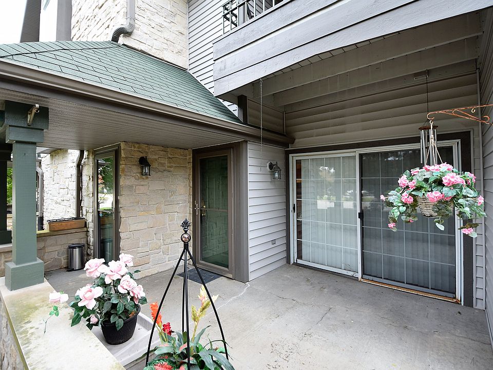 1st image of 9235 W Forest Home Ave #9235