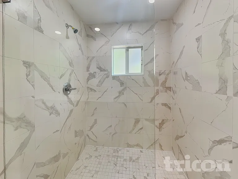 15476 Chamberlain Blvd — Photo 8
