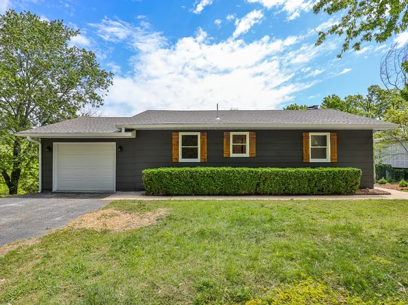 8 Golden Circle, Kimberling City, MO 65686