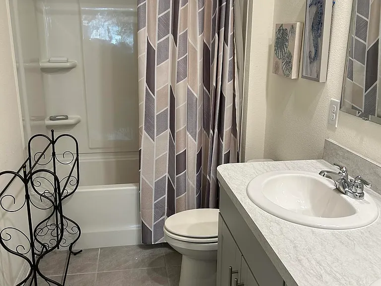1748 Southfork Dr — Photo 3