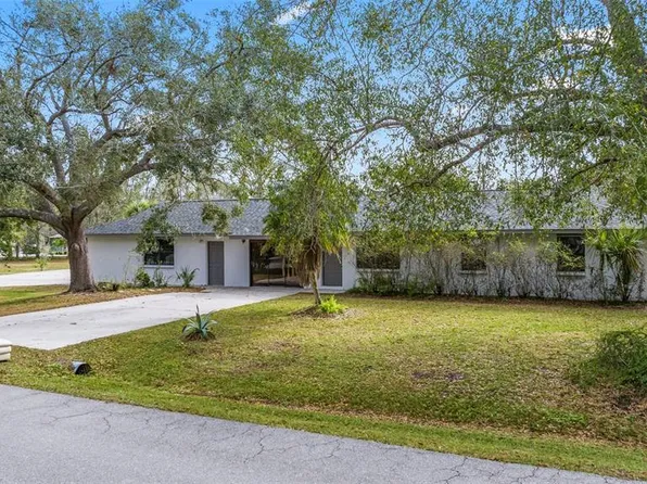 1827 NE Darren St, Arcadia, FL 34266
