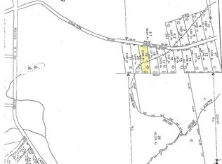 13 Hamilton Rd, Becket, MA 01223