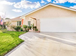28125 Shelter Cove Dr, Santa Clarita, CA 91350