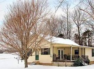 368 Hurricane Creek Rd, Stewart, TN 37175