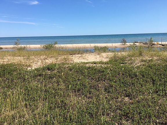 5th image of 560 Preserve Beach Dr