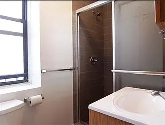 Rented by R New York