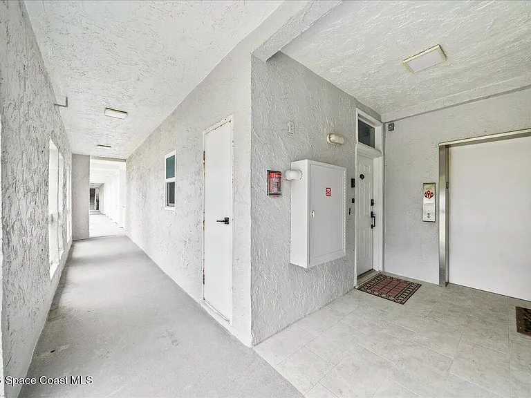 3037 S Highway A1A #2C — Photo 44