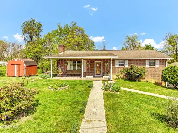 111 Shaw Rd, Clinton, TN 37716