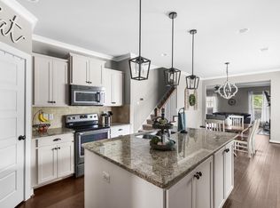 105 Lakeridge Dr, Trussville, AL 35173