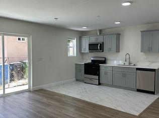 818 E 21st St, Los Angeles, CA 90011